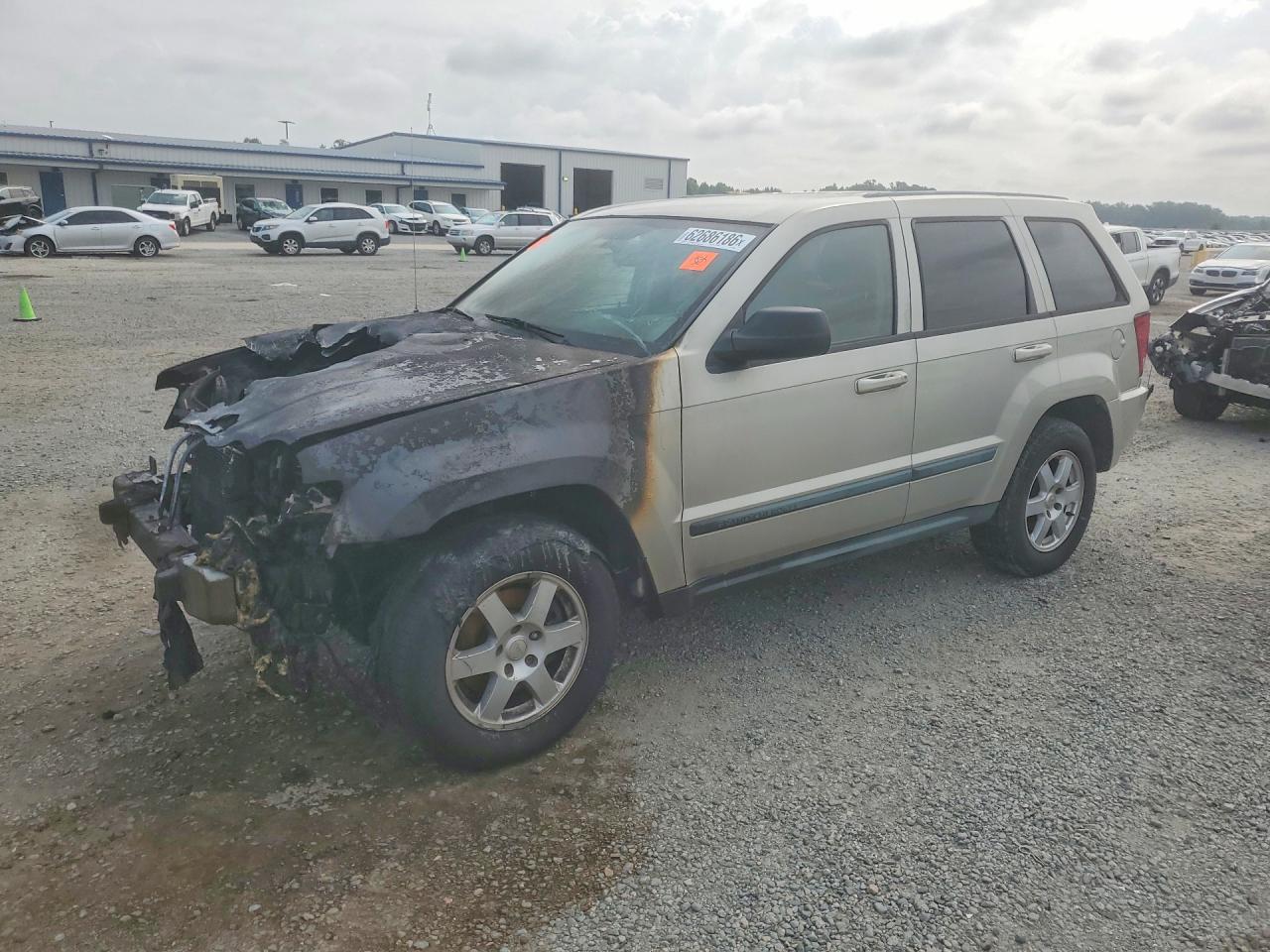 1J8GR48K18C126484 · 2008 JEEP GRAND CHEROKEE