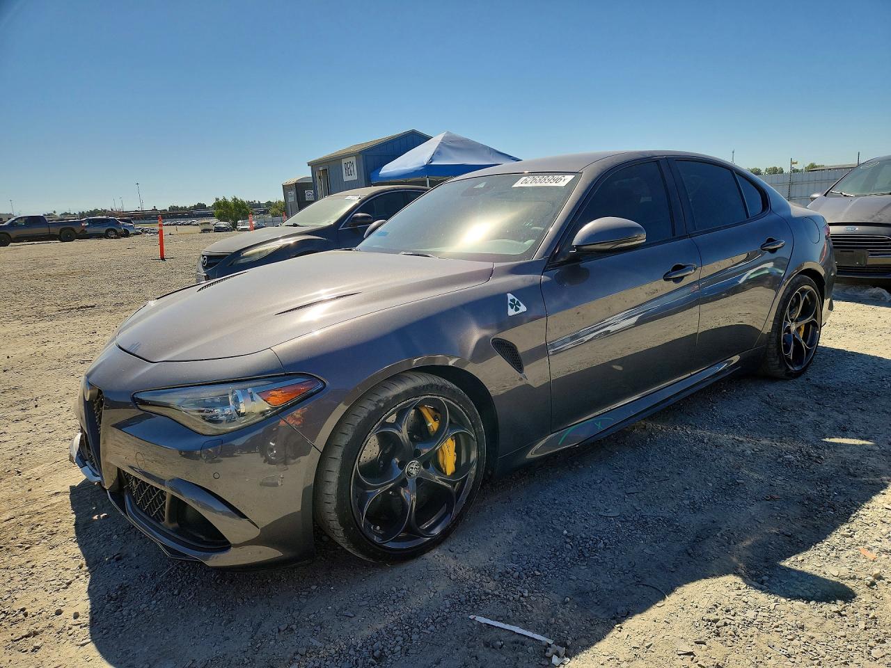 ZARFAEAV4H7549918 · 2017 ALFA ROMEO GIULIA
