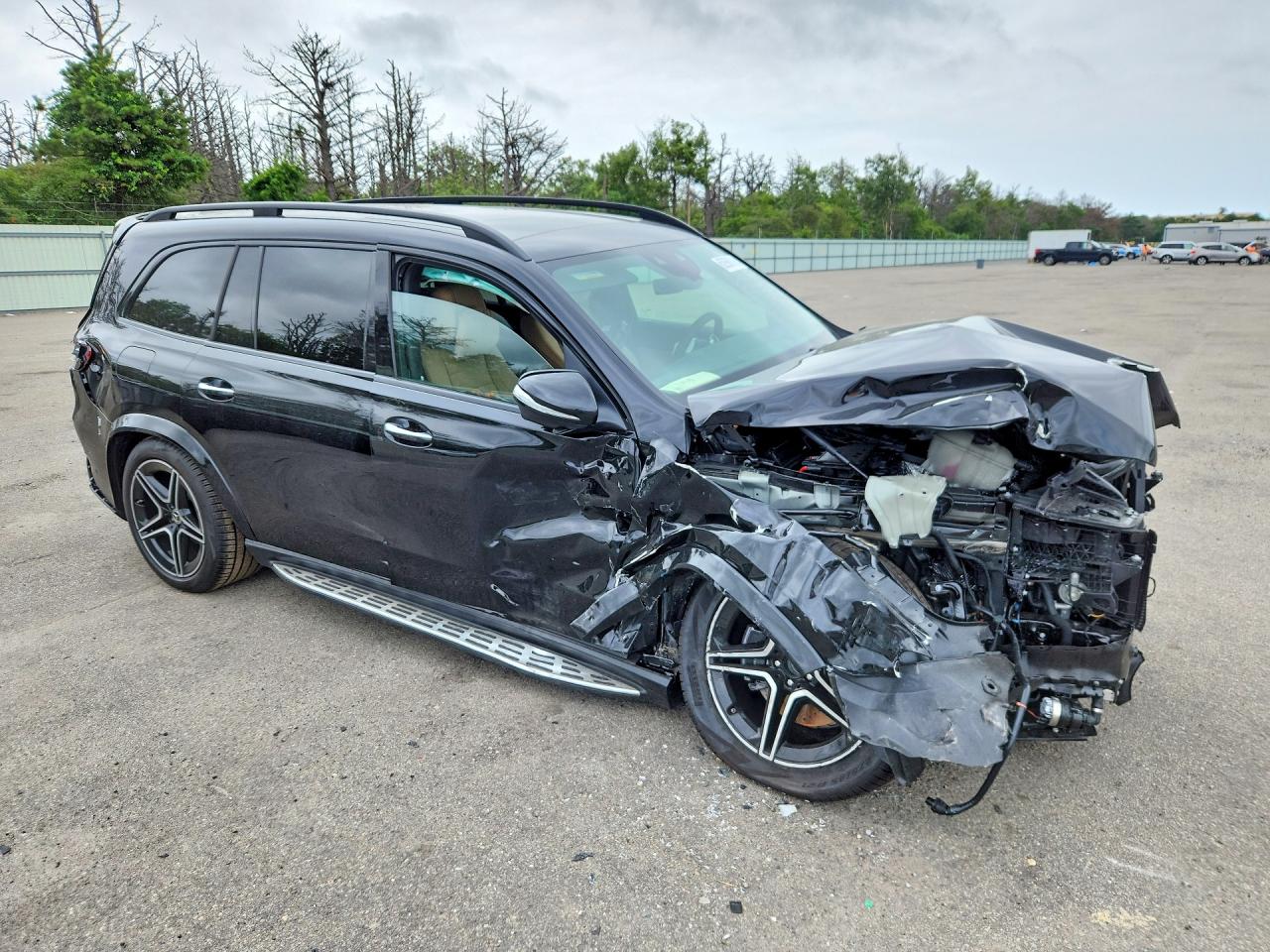 4JGFF5KE0TB673860 · 2026 MERCEDES-BENZ GLS · 4/14