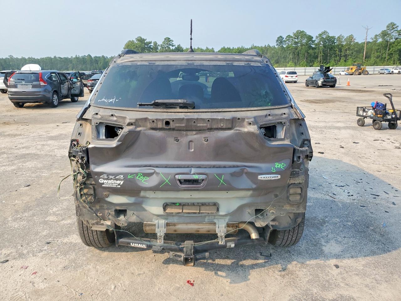 3C4NJDBB0HT674592 · 2017 JEEP COMPASS · 6/14