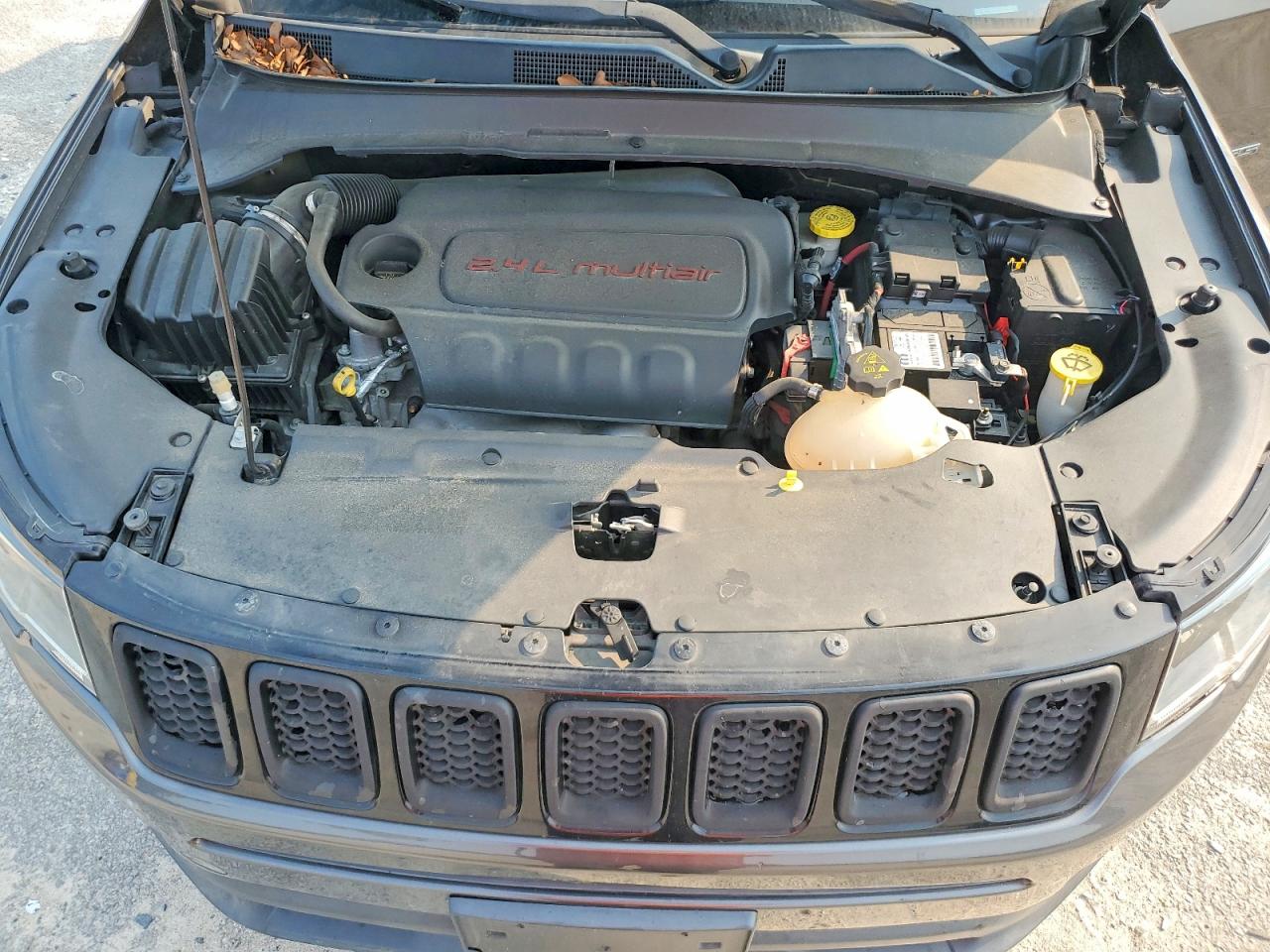 3C4NJDBB0HT674592 · 2017 JEEP COMPASS · 12/14