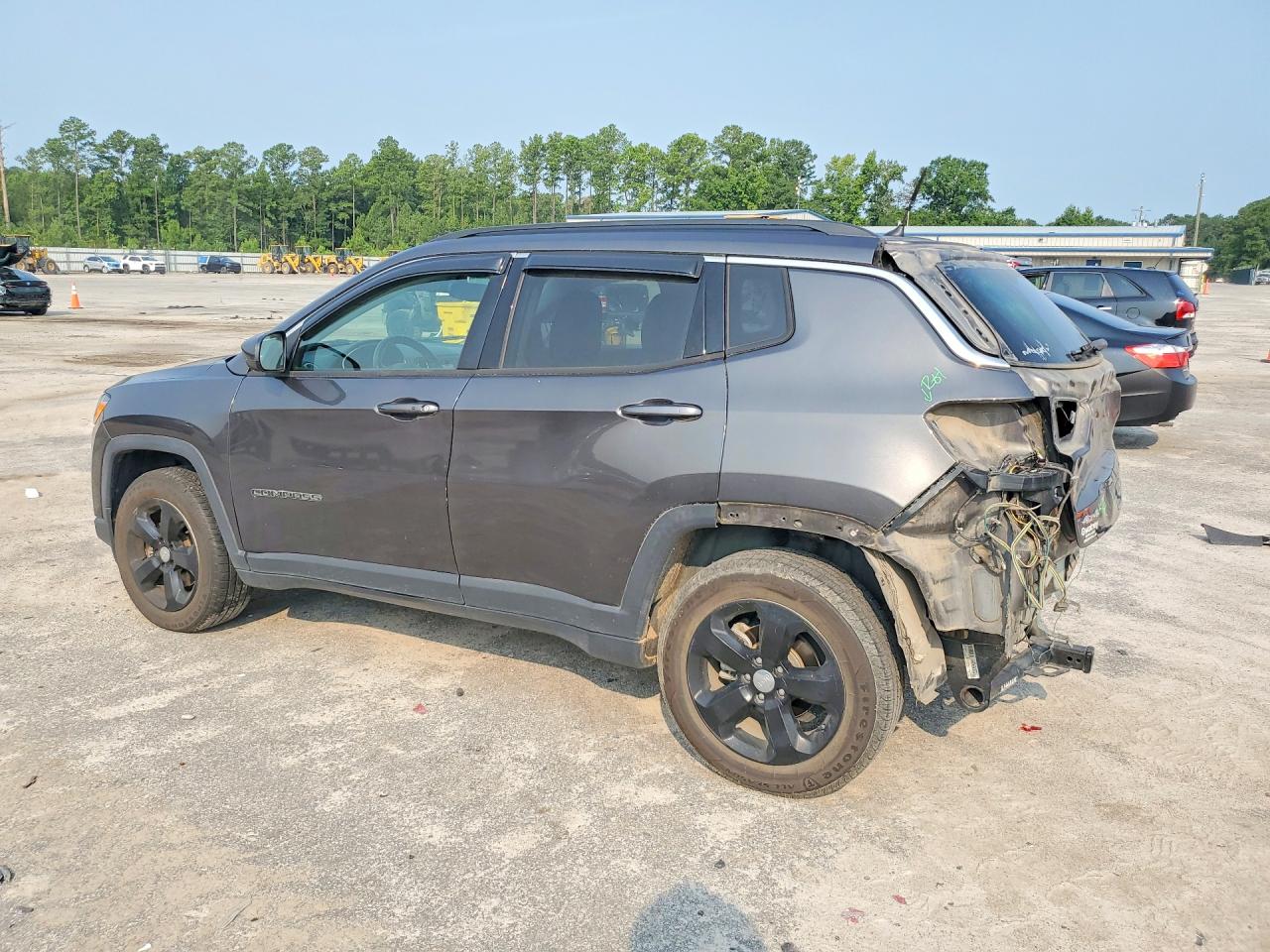 3C4NJDBB0HT674592 · 2017 JEEP COMPASS · 2/14
