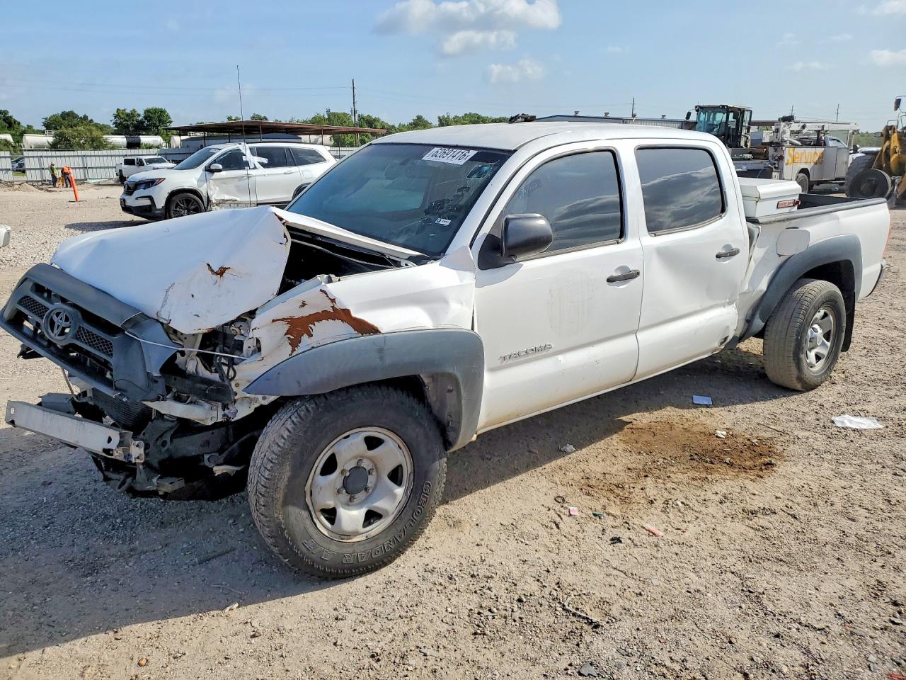 5TFMU4FN1FX033069 · 2015 TOYOTA TACOMA