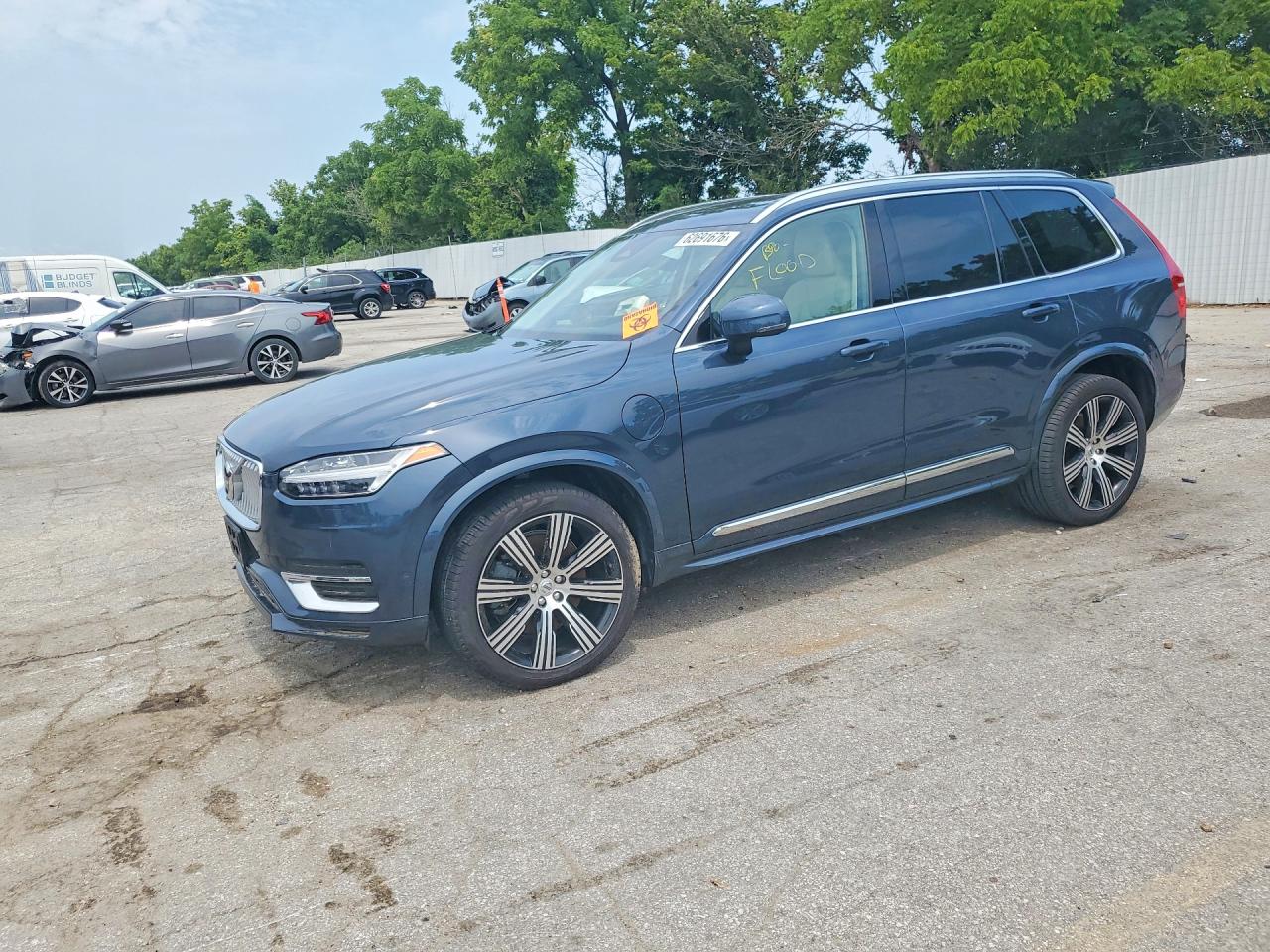 YV4H60JE8S1309088 · 2025 VOLVO XC90