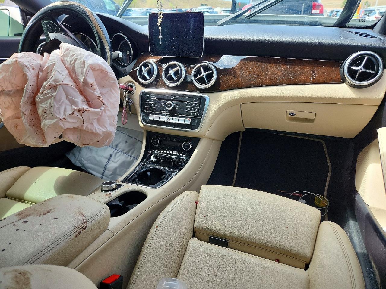 WDDSJ4GBXJN563541 · 2018 MERCEDES-BENZ CLA · 8/12