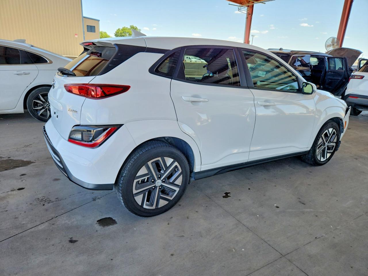 KM8K33AG9PU193146 · 2023 HYUNDAI KONA · 3/12