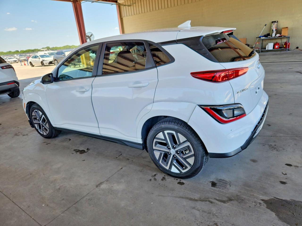 KM8K33AG9PU193146 · 2023 HYUNDAI KONA · 2/12