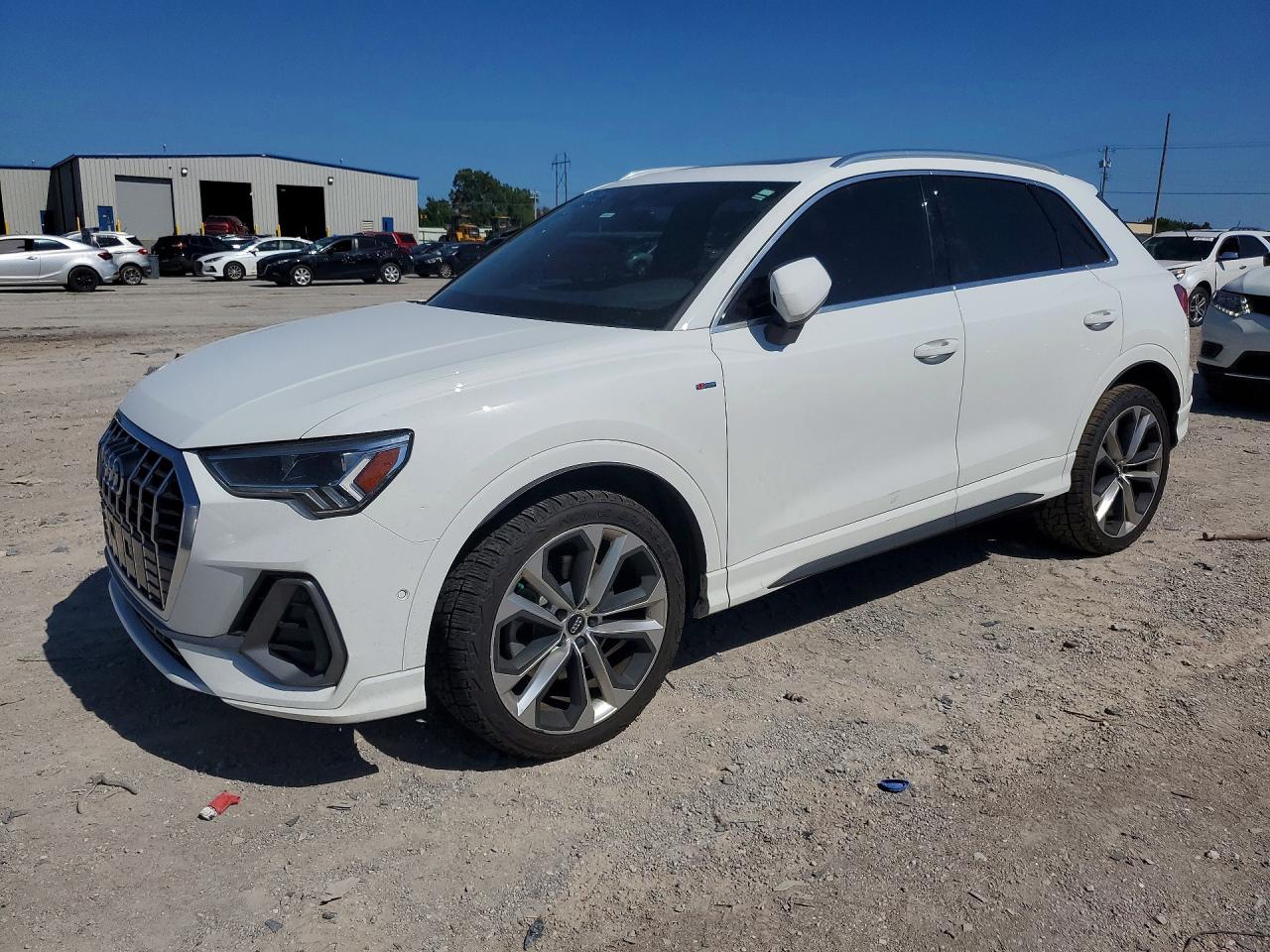 WA1FECF32L1011850 · 2020 AUDI Q3