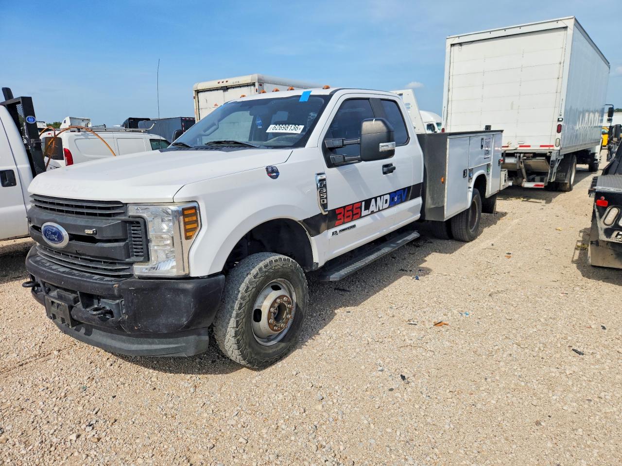 1FD8X3HT6KEG56140 · 2019 FORD F350