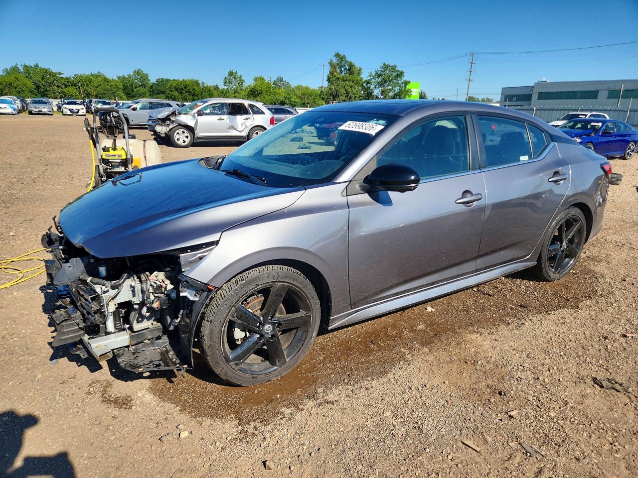 3N1AB8DV2NY305809 · 2022 NISSAN SENTRA