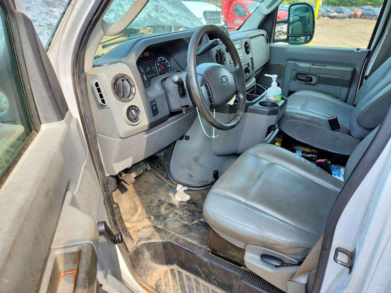 1FDWE3FL9FDA11820 · 2015 FORD E350 · 8/12