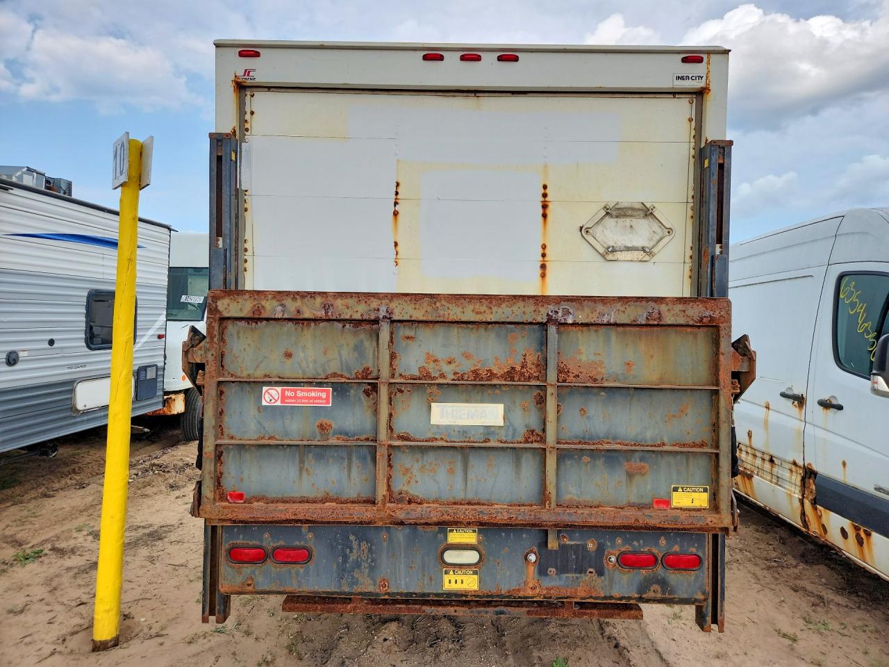 1FDWE3FL9FDA11820 · 2015 FORD E350 · 6/12