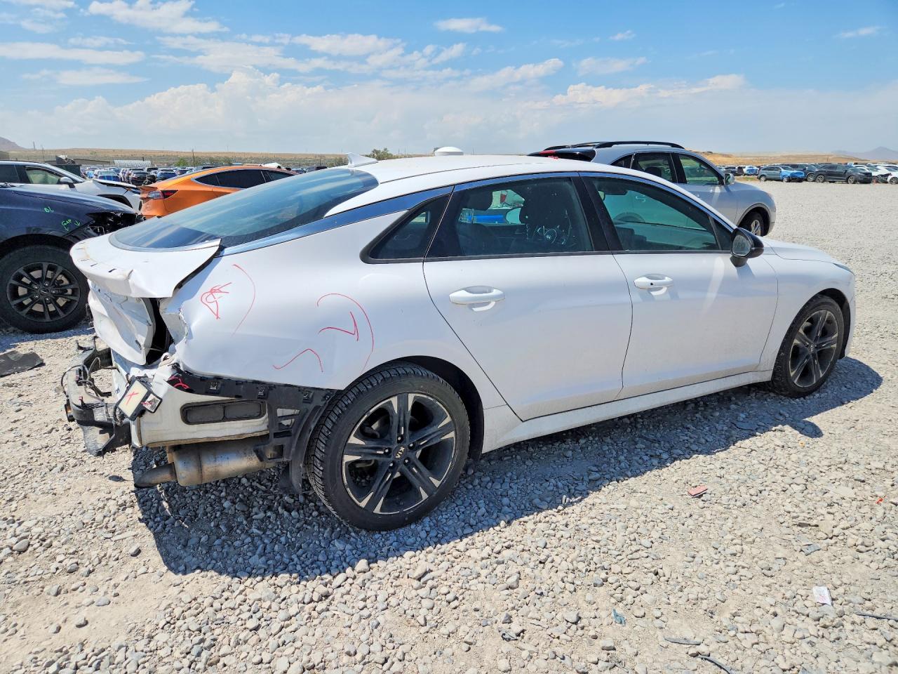 5XXG64J2XMG035069 · 2021 KIA K5 · 3/13