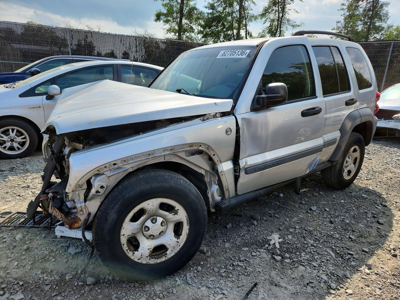 1J4GL48K55W667065 · 2005 JEEP LIBERTY
