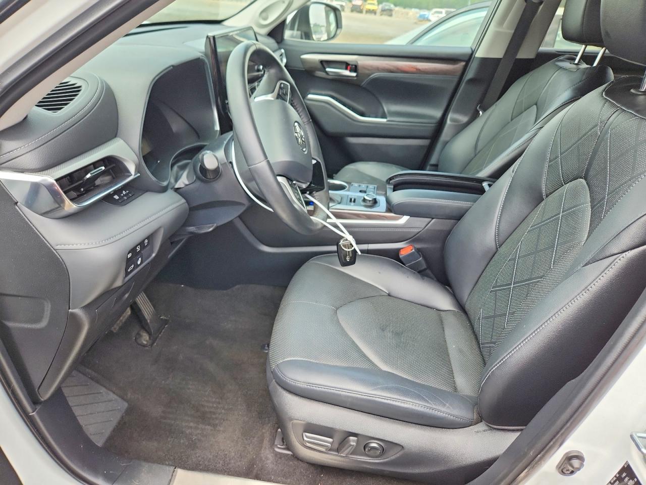 5TDKDRBH2PS040494 · 2023 TOYOTA HIGHLANDER · 7/13