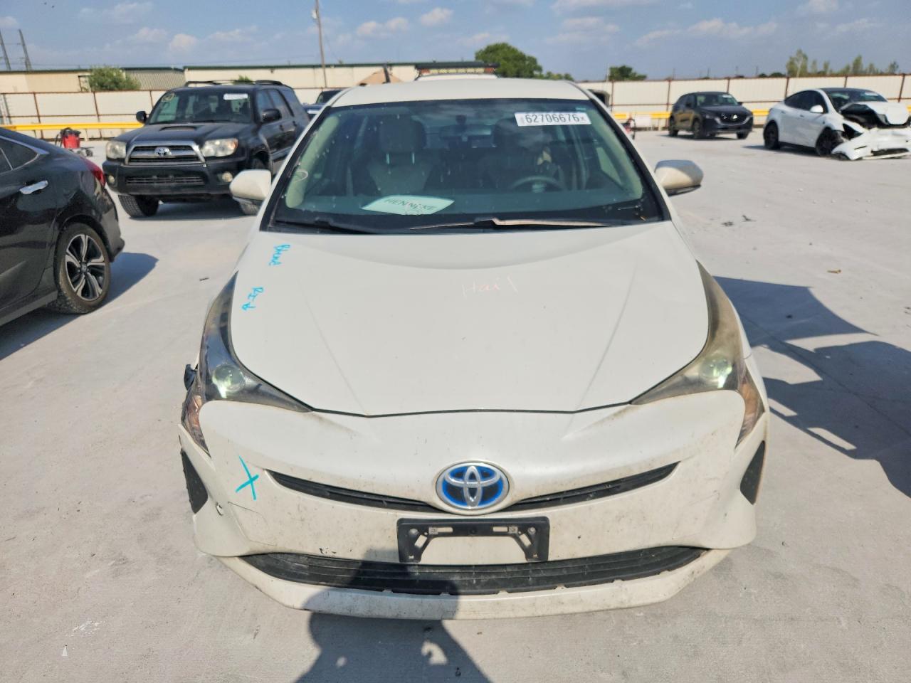 JTDKBRFU5G3022215 · 2016 TOYOTA PRIUS · 5/12