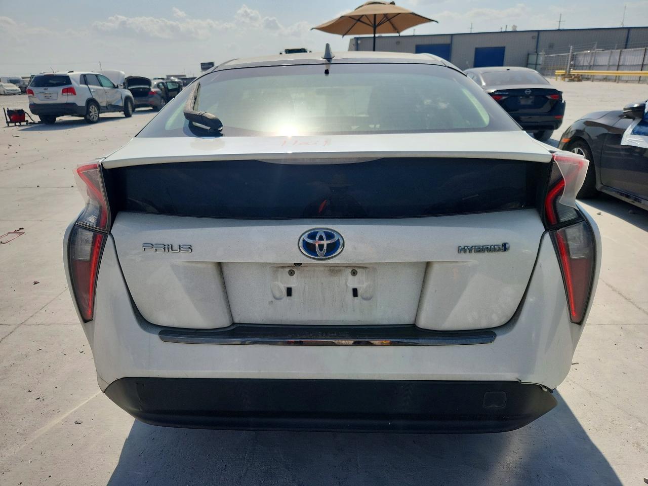 JTDKBRFU5G3022215 · 2016 TOYOTA PRIUS · 6/12