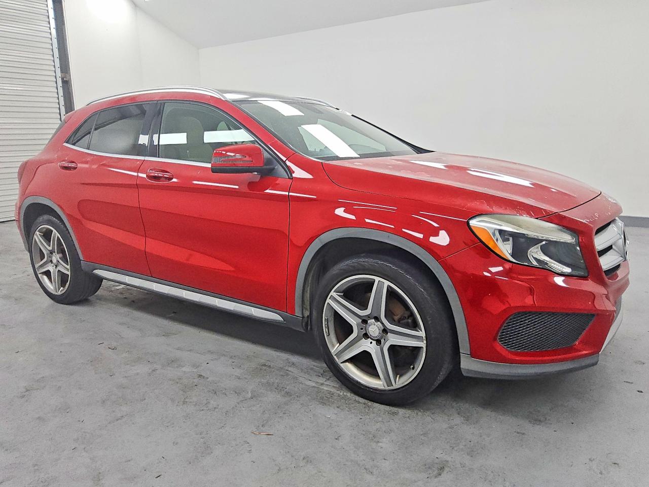WDCTG4GB5FJ095739 · 2015 MERCEDES-BENZ GLA · 4/12
