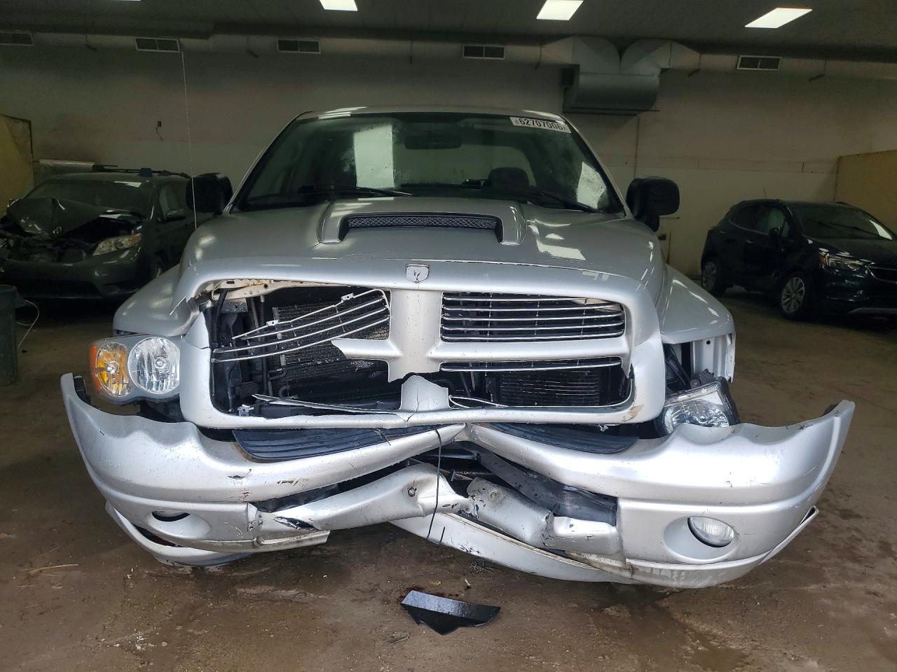 1D7HU18D05J519593 · 2005 DODGE RAM 1500 · 5/12