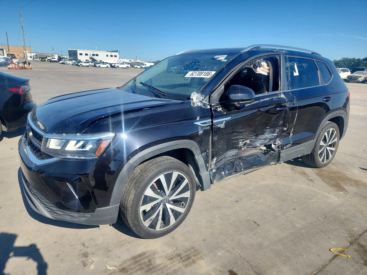 3VVEX7B24PM372183 · 2023 VOLKSWAGEN TAOS