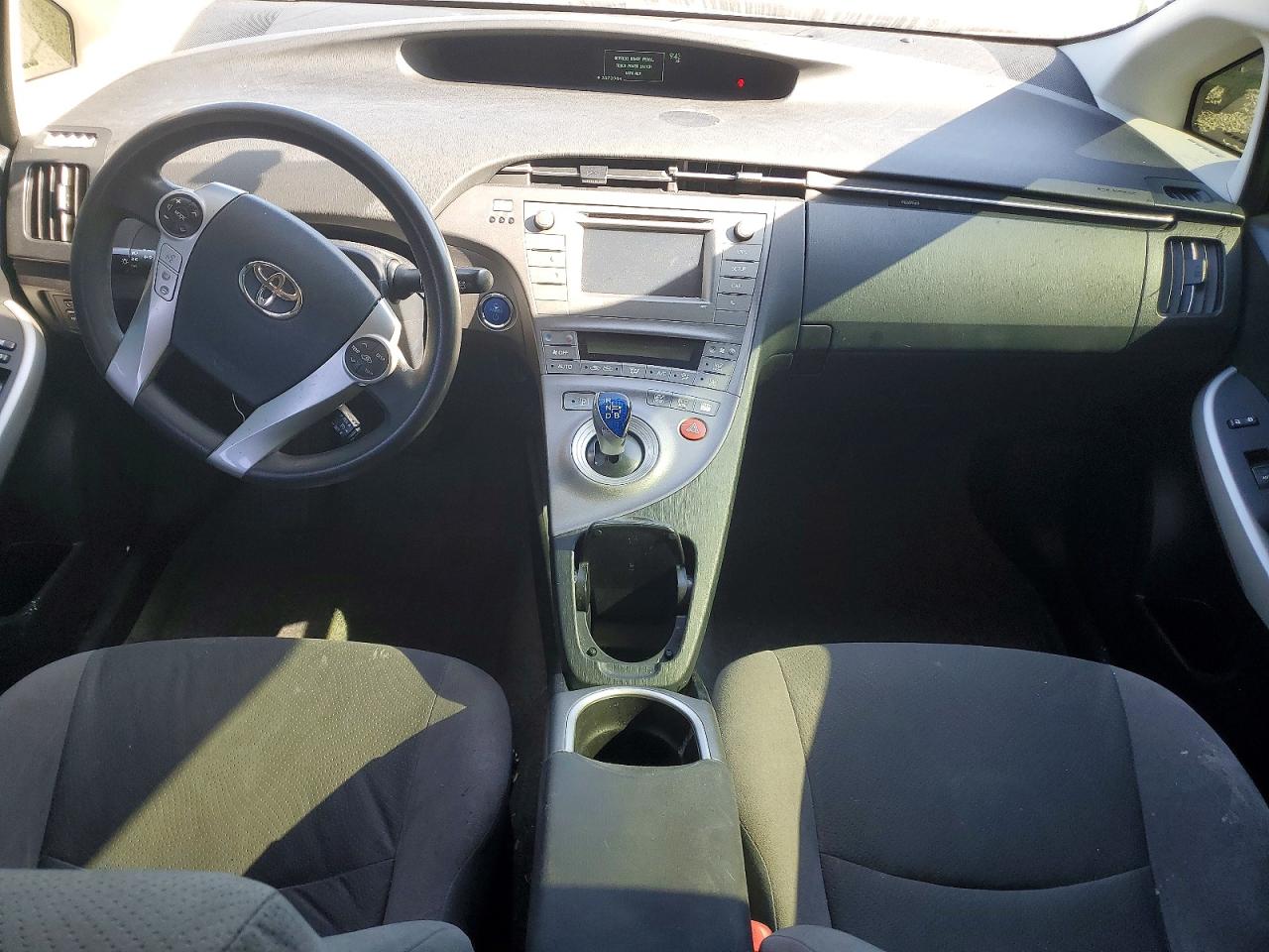 JTDKN3DU8C0334290 · 2012 TOYOTA PRIUS · 8/13
