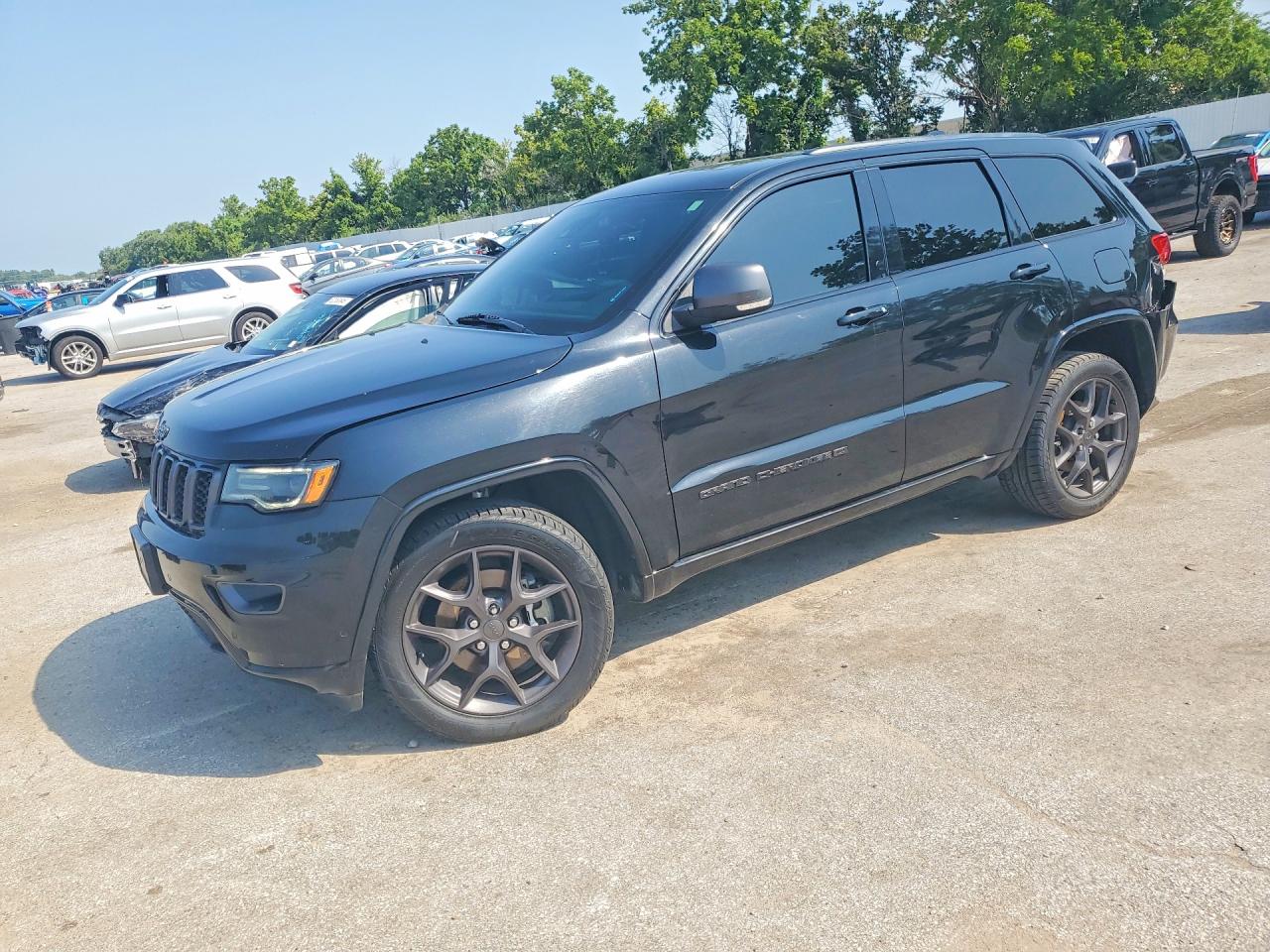 1C4RJFBG2MC686824 · 2021 JEEP GRAND CHEROKEE