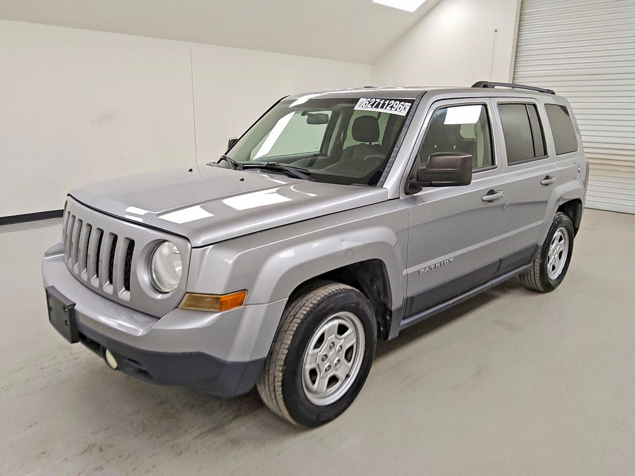 1C4NJPBA2FD325560 · 2015 JEEP PATRIOT
