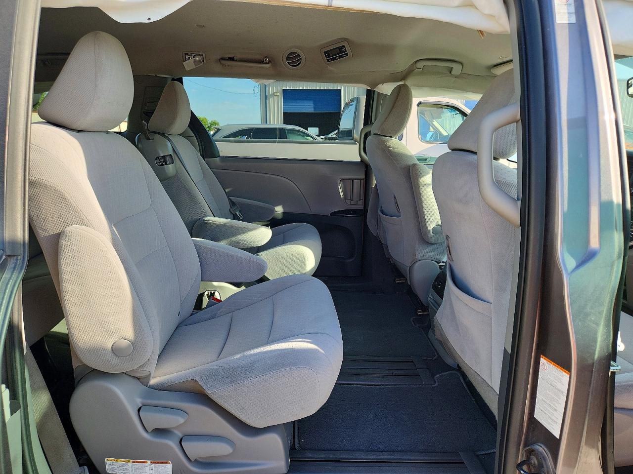 5TDKZ3DC8LS081092 · 2020 TOYOTA SIENNA · 11/14