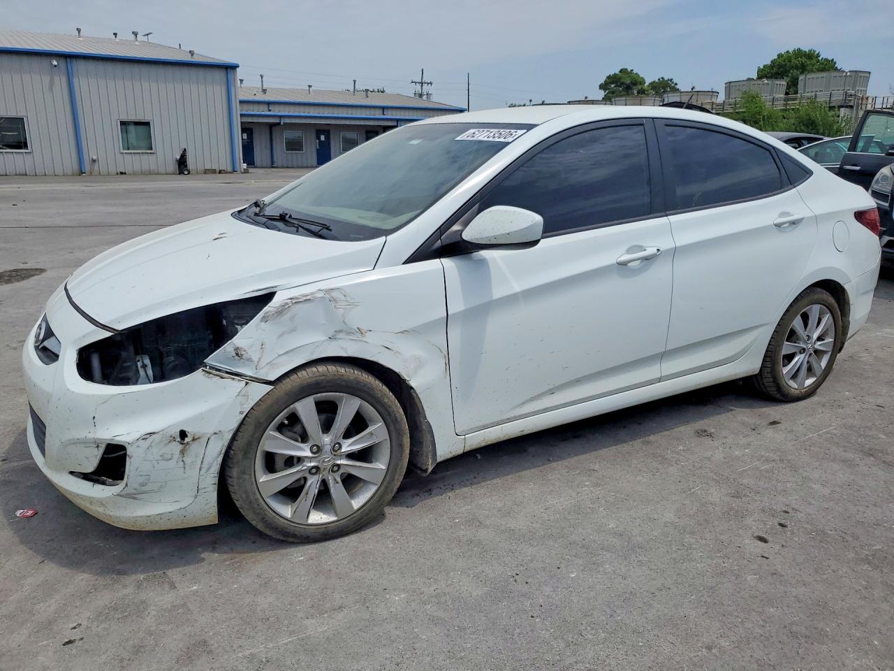 KMHCU4AEXEU760886 · 2014 HYUNDAI ACCENT