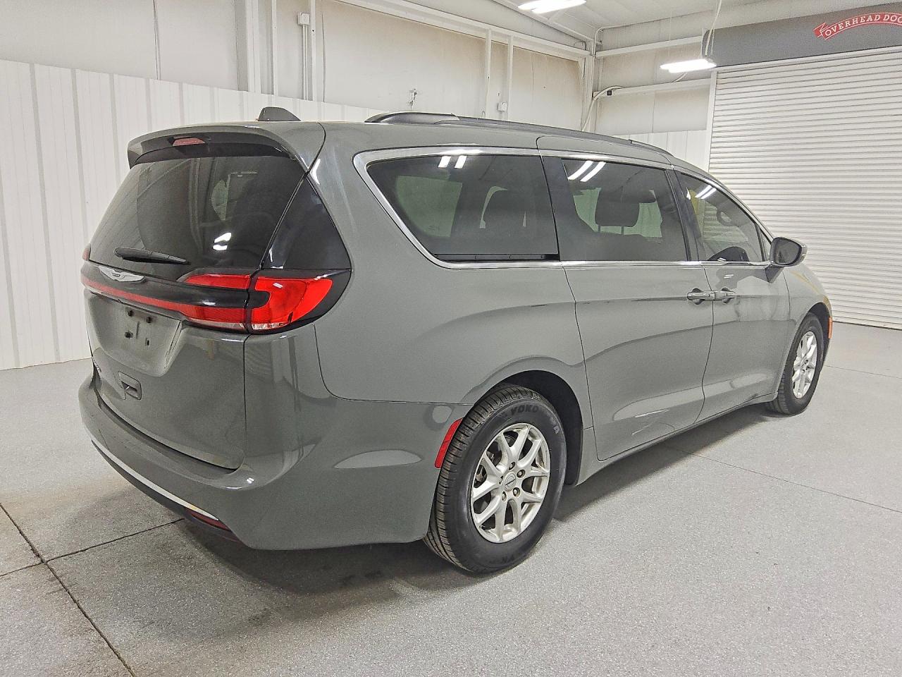 2C4RC1BGXNR220175 · 2022 CHRYSLER PACIFICA · 3/13