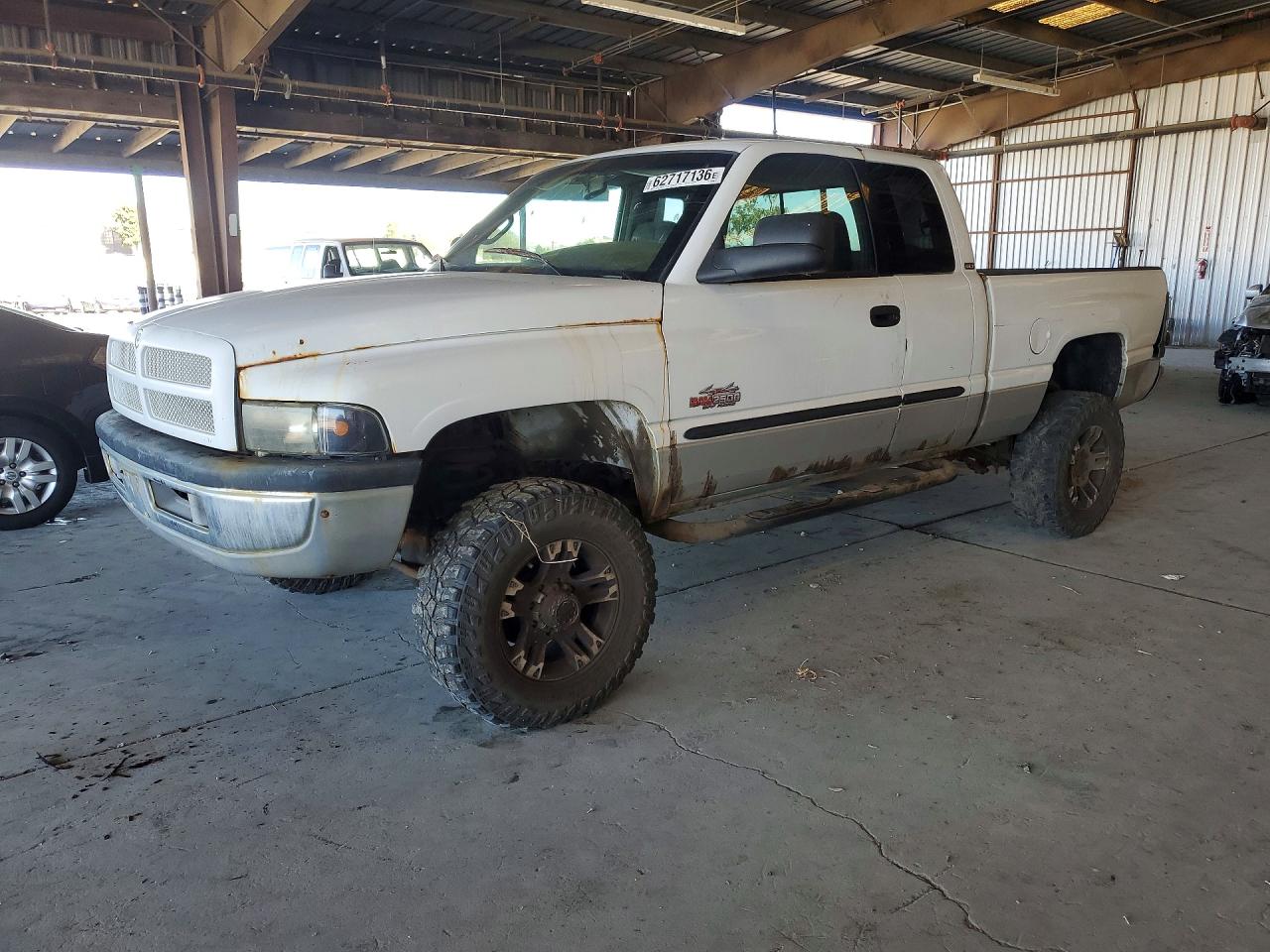 1B7KF23W41J601572 · 2001 DODGE RAM 2500