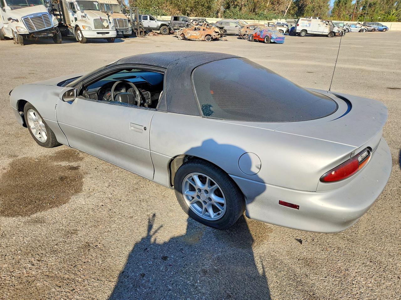 2G1FP22G9Y2132222 · 2000 CHEVROLET CAMARO · 2/12