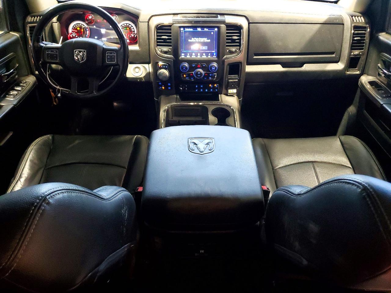 1C6RR7MT8JS172347 · 2018 RAM 1500 · 8/13