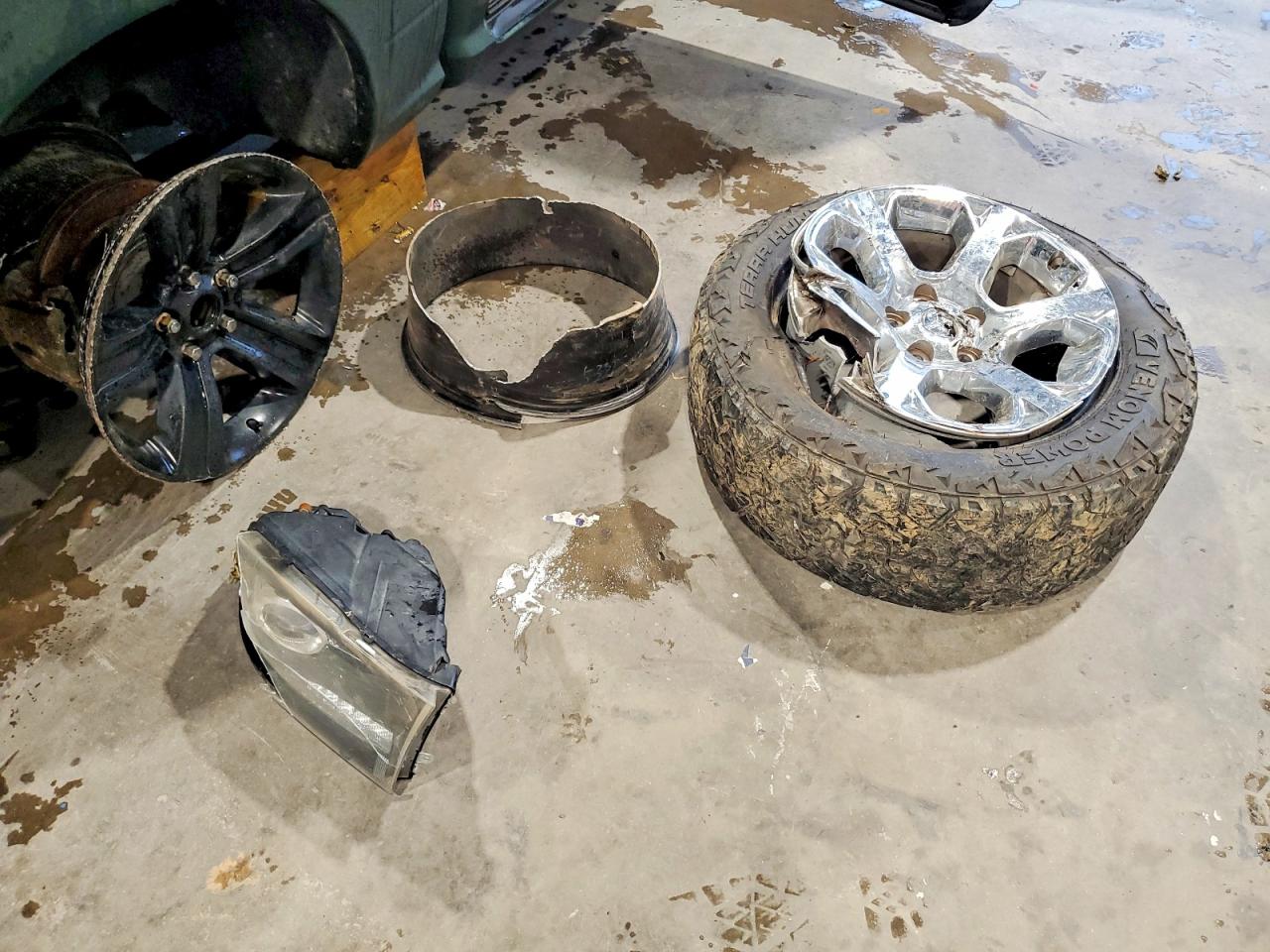 1C6RR7MT8JS172347 · 2018 RAM 1500 · 12/13