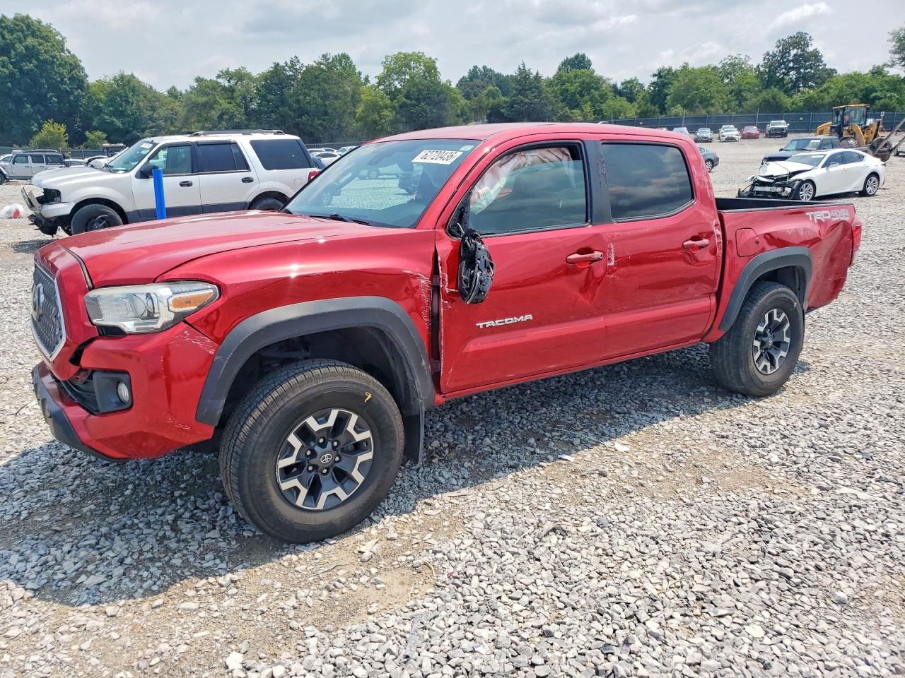 5TFCZ5AN1KX187589 · 2019 TOYOTA TACOMA