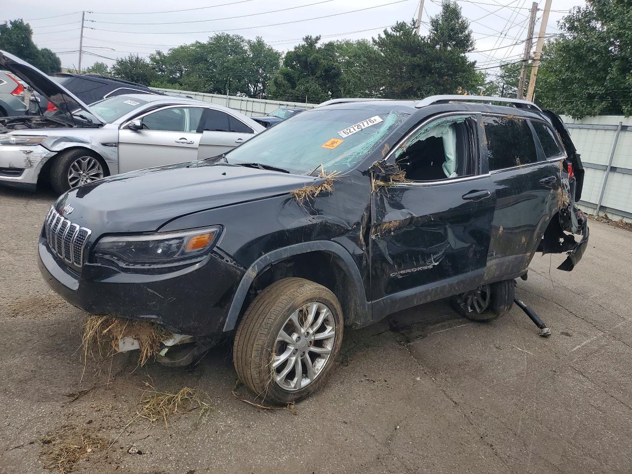 1C4PJLCB5KD370592 · 2019 JEEP CHEROKEE