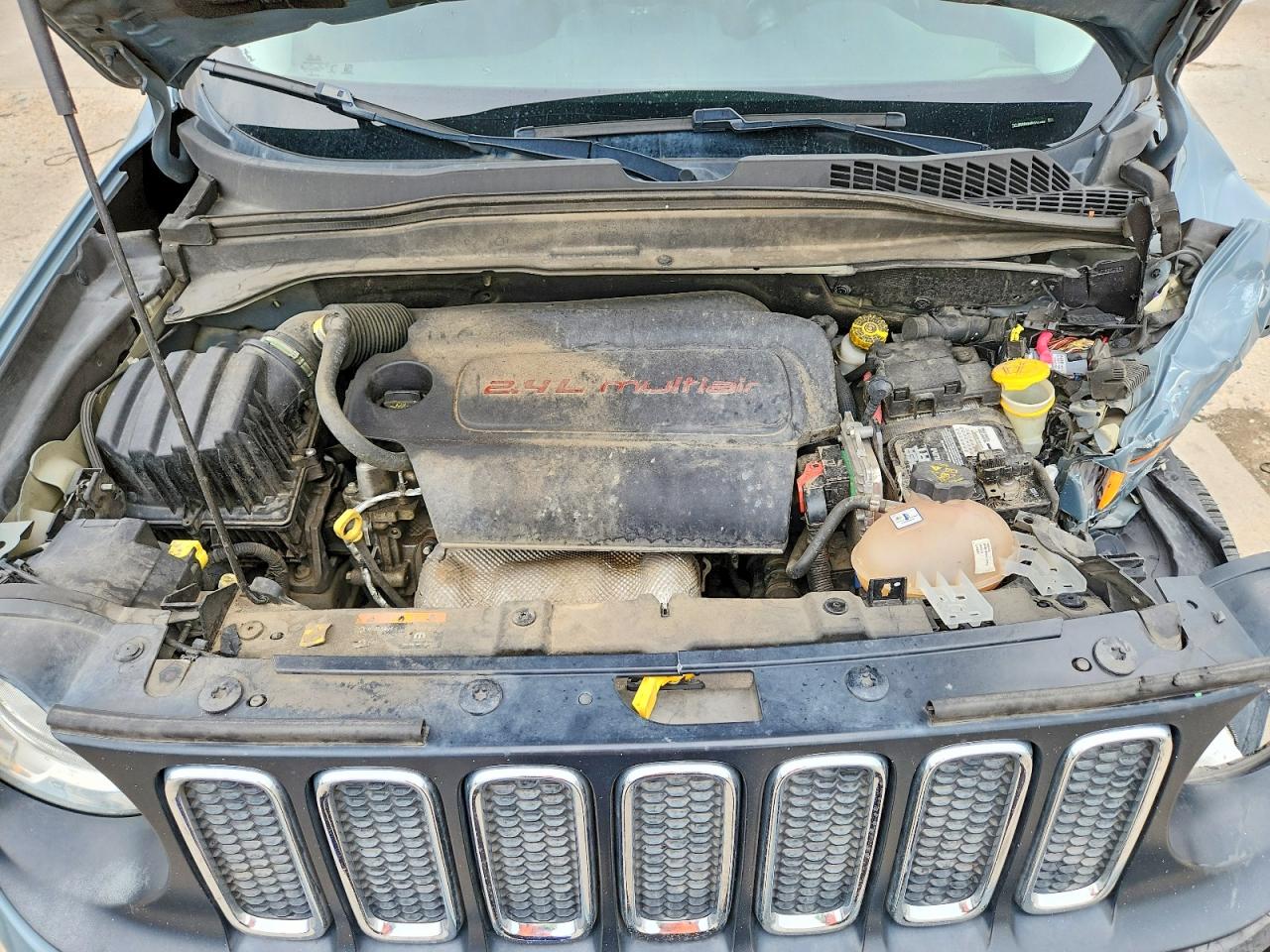 ZACCJBBB0HPG24486 · 2017 JEEP RENEGADE · 12/13