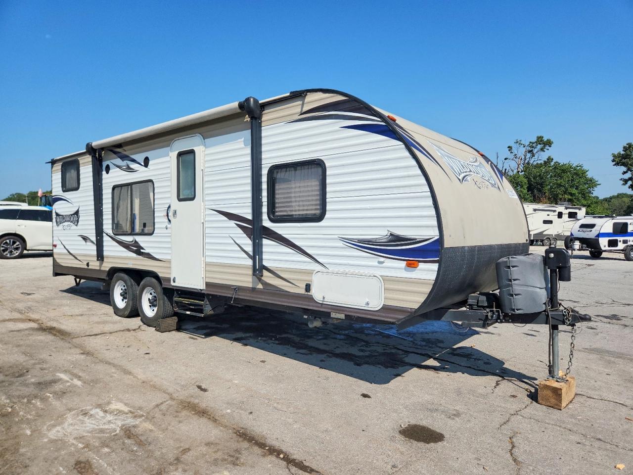 4X4TWDB29G7350644 · 2016 FOREST RIVER WILDWOOD