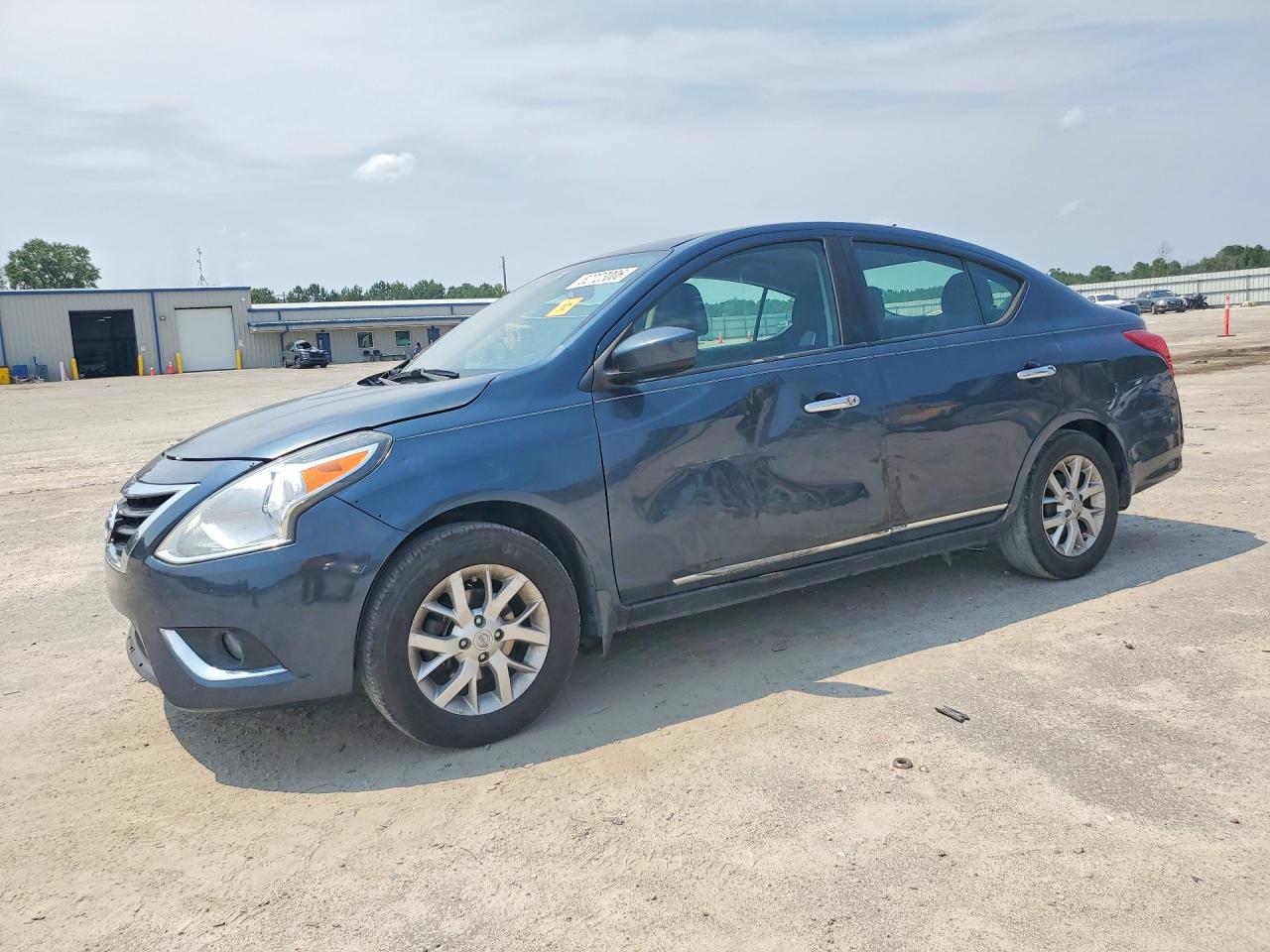 3N1CN7APXGL891126 · 2016 NISSAN VERSA