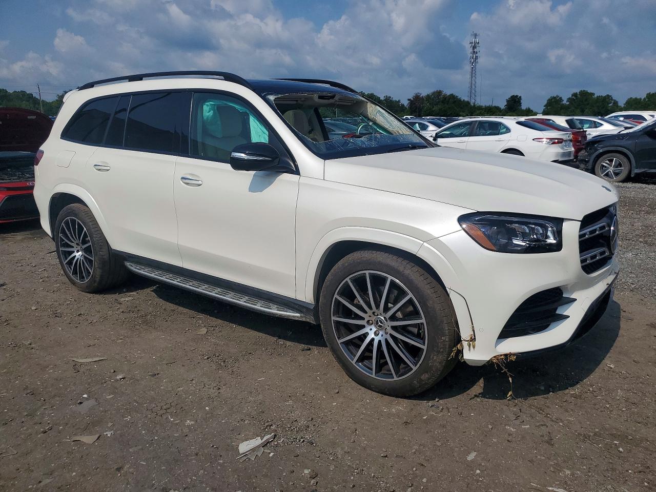 4JGFF5KE2NA633952 · 2022 MERCEDES-BENZ GLS · 4/13