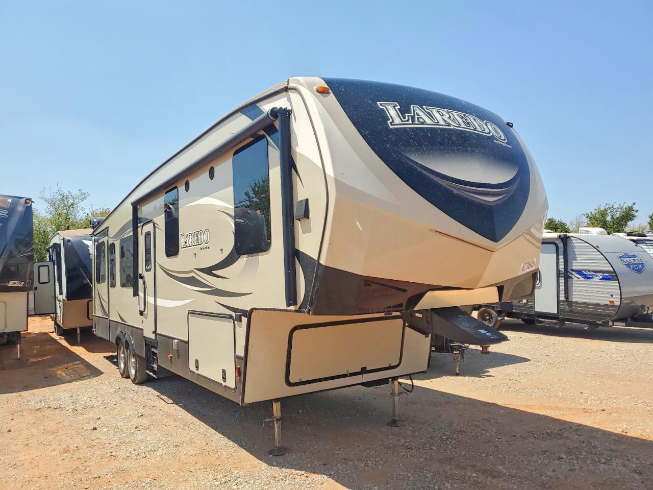 2018 KEYSTONE LAREDO