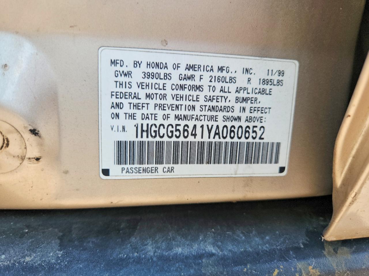 1HGCG5641YA060652 · 2000 HONDA ACCORD · 12/12