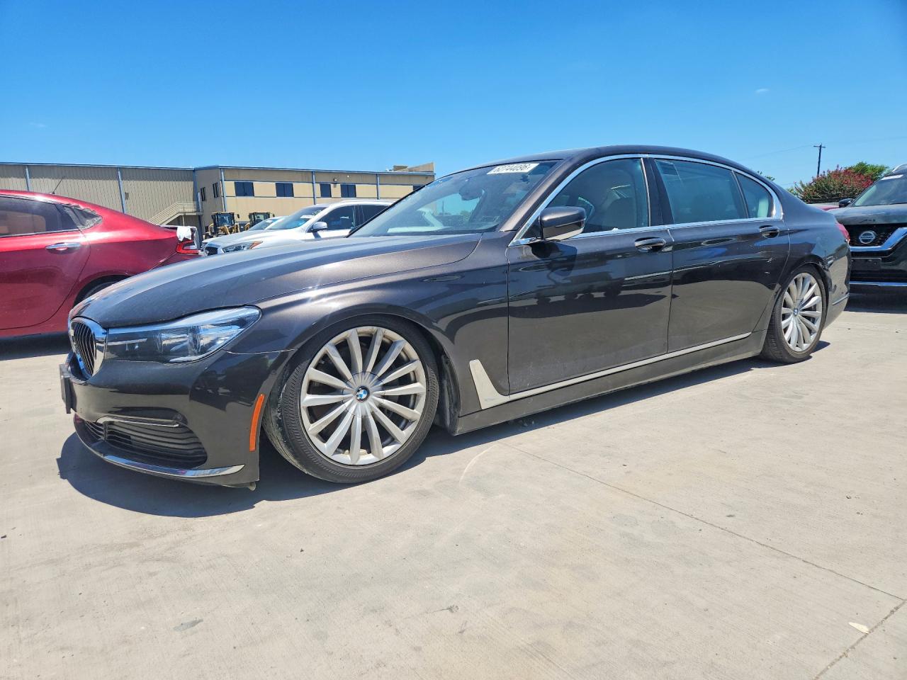 WBA7E2C58KB454438 · 2019 BMW 740
