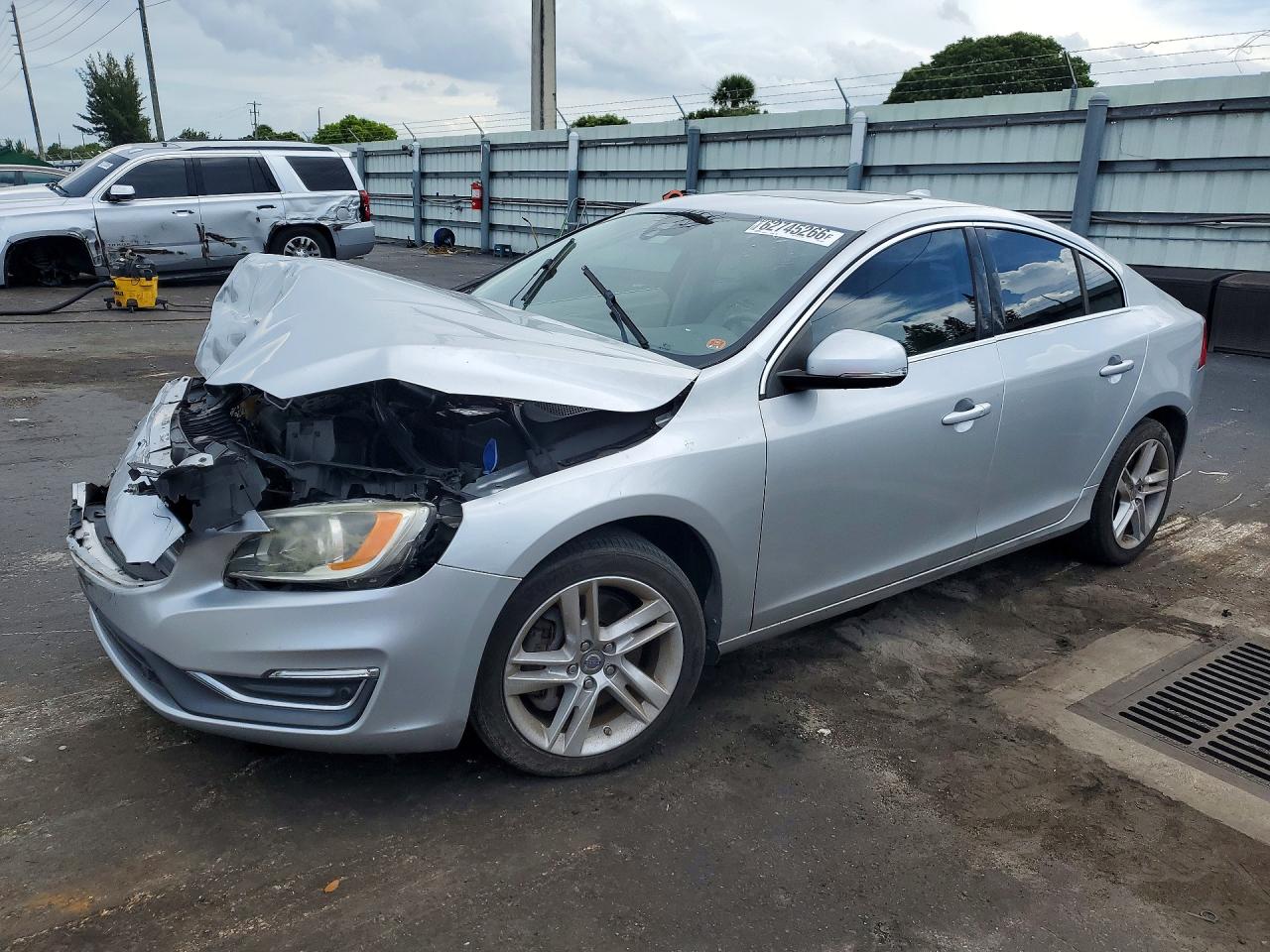YV1612FS7E2290478 · 2014 VOLVO S60