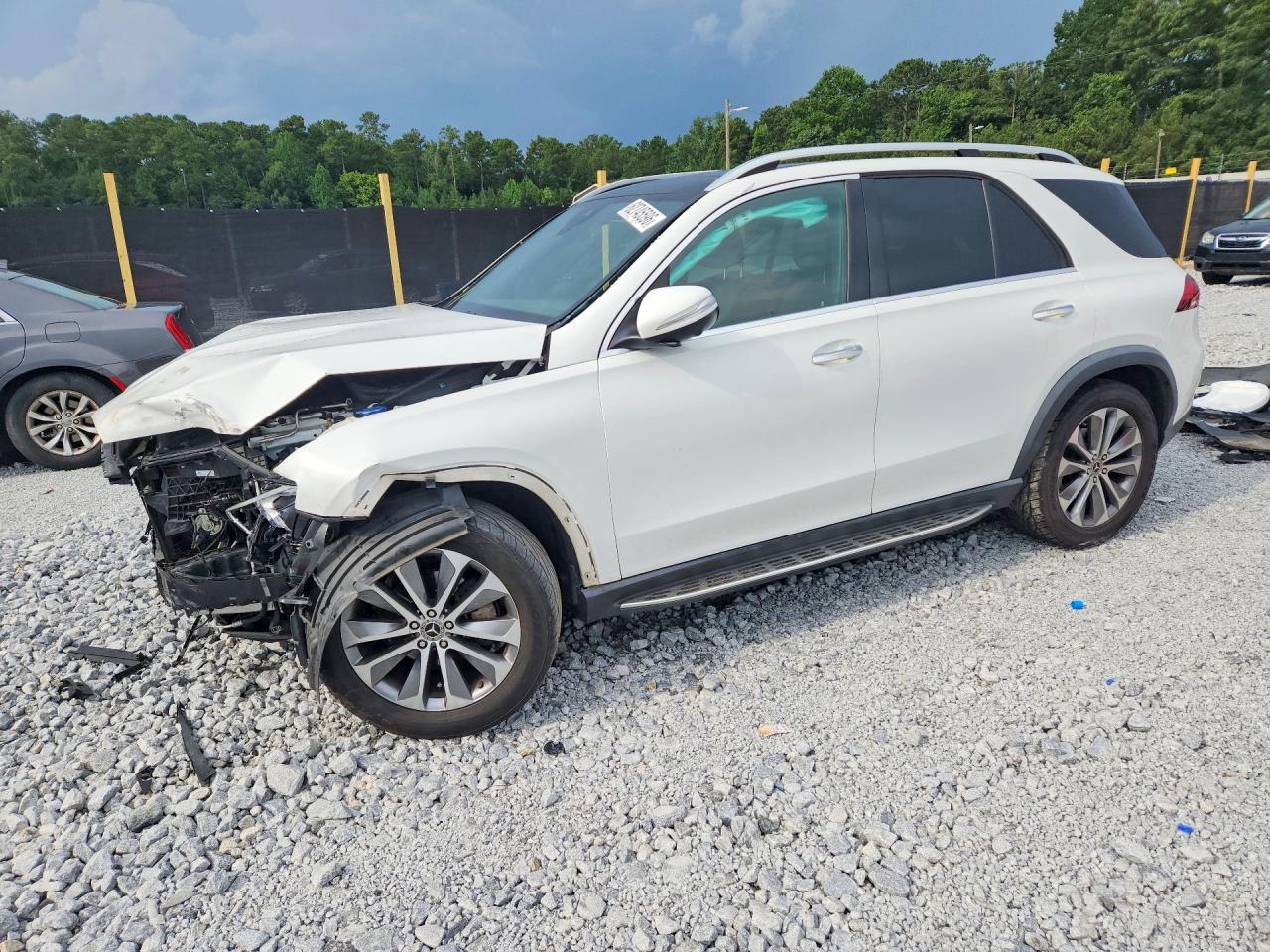 4JGFB4JB7LA223819 · 2020 MERCEDES-BENZ GLE