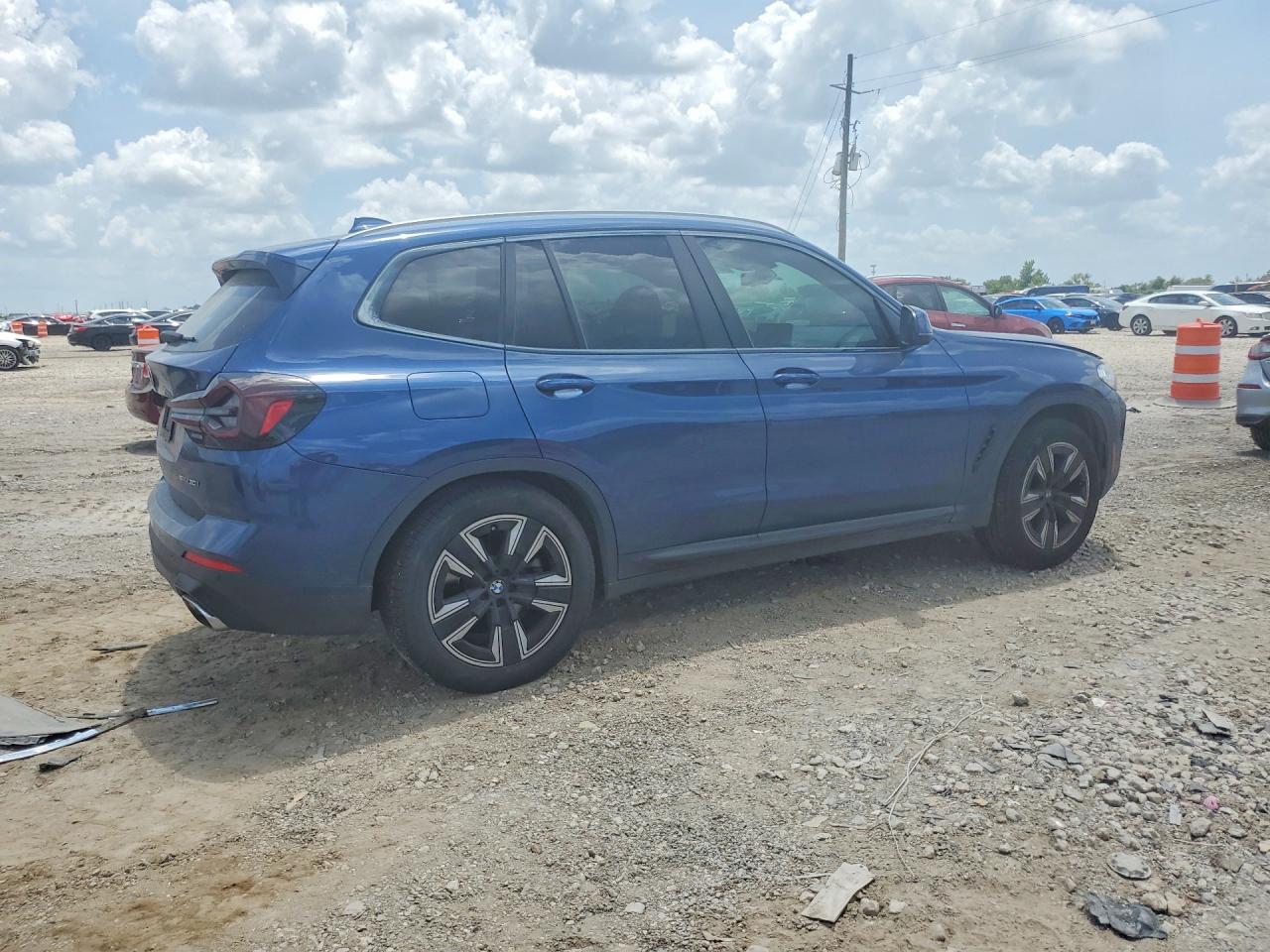 5UX43DP09N9J50826 · 2022 BMW X3 · 3/12