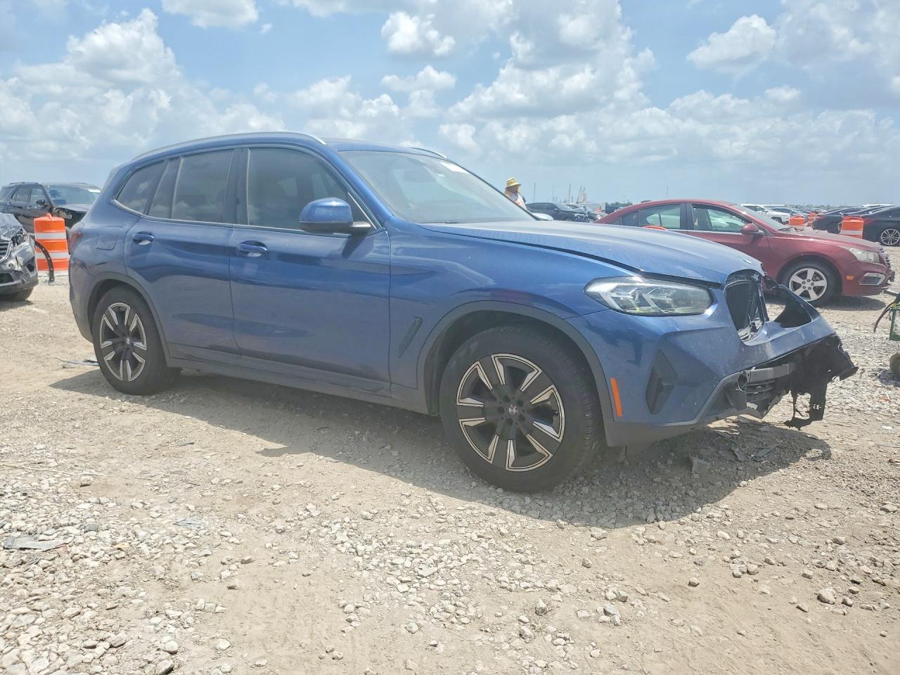 5UX43DP09N9J50826 · 2022 BMW X3 · 4/12