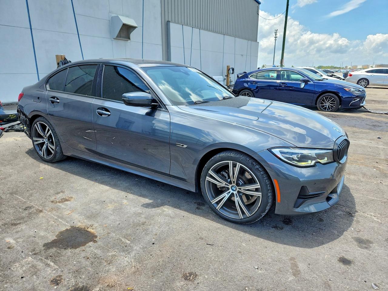 WBA5P7C05NFL65779 · 2022 BMW 330E · 4/13