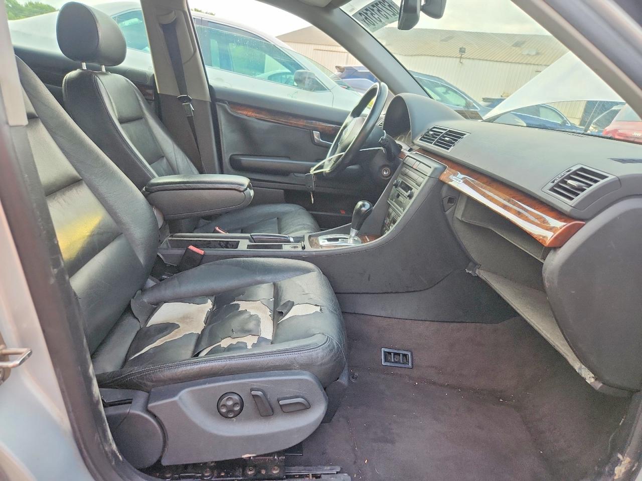 WAULT68E02A176192 · 2002 AUDI A4 · 7/12