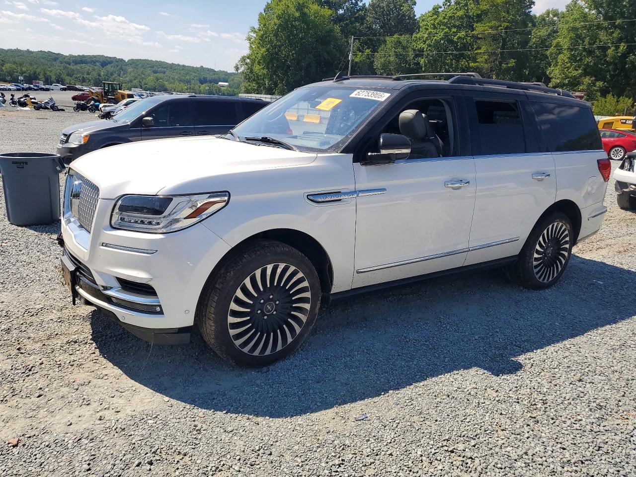 5LMJJ2LT4KEL12629 · 2019 LINCOLN NAVIGATOR